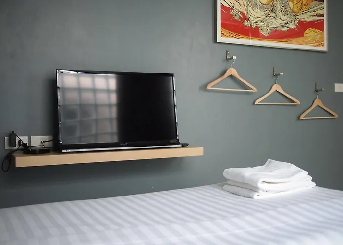 Ostello C40winks *