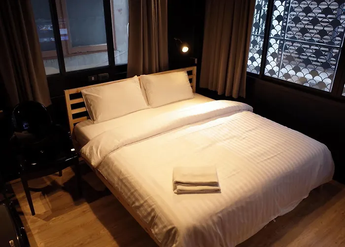 Ostello C40winks